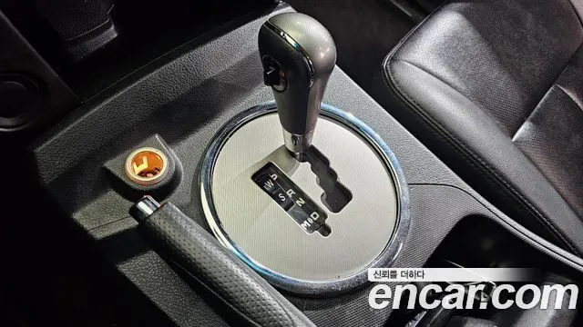 KGM KORANDO SPORTS 2018 — 88 549 км, серебристо-серый, Корея — под ключ — фото 9