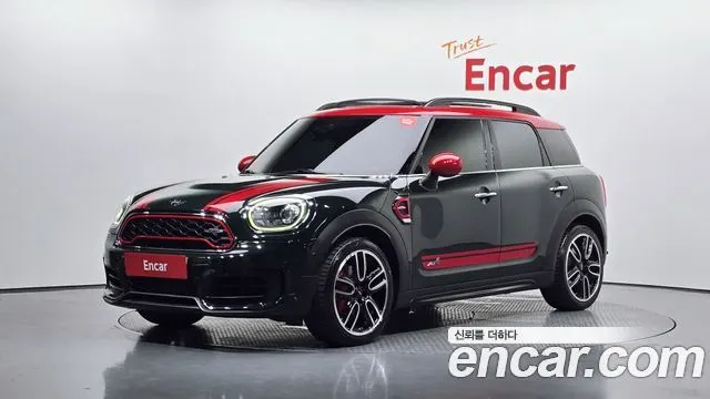 MINI COOPER S COUNTRYMAN 2019 — 84 963 км, тёмно-зелёный, Корея — под ключ — фото 1