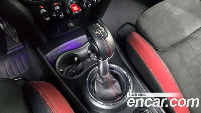 MINI COOPER S COUNTRYMAN 2019 — 84 963 км, тёмно-зелёный, Корея — под ключ — фото 9