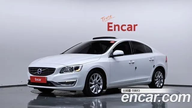 VOLVO S60 2015