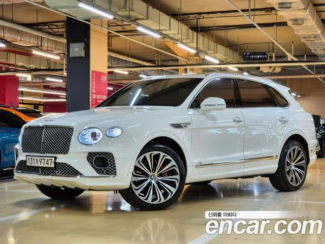 BENTLEY BENTAYGA 2022 — 40 000 км, белый, Корея — под ключ — фото 12