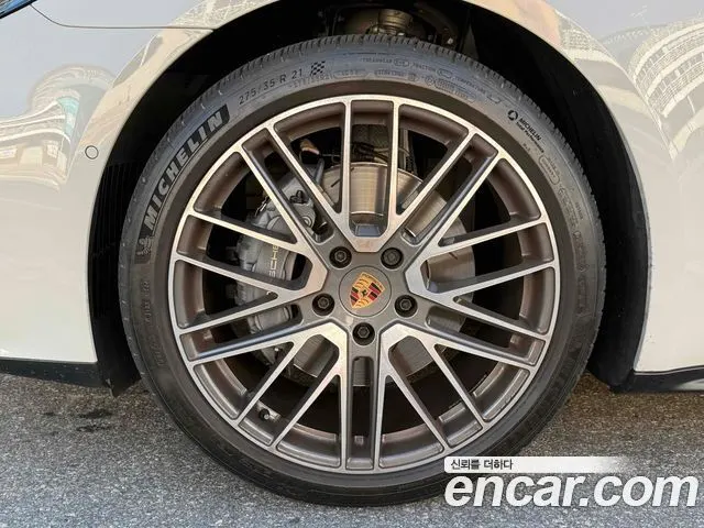 PORSCHE PANAMERA 2025 — 14 800 км, серебристо-серый, Корея — под ключ — фото 4