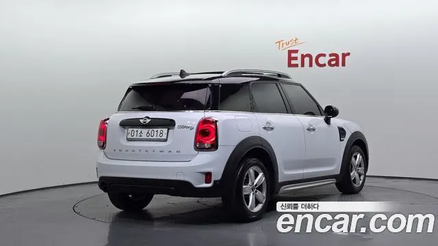 MINI COOPER D COUNTRYMAN 2017 — 83 990 км, белый, Корея — под ключ — фото 2