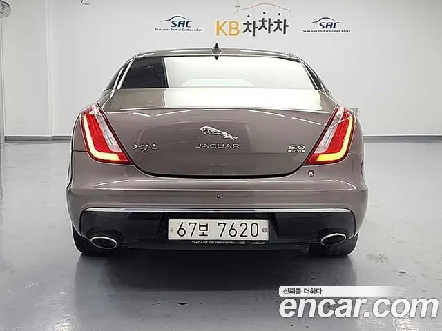 JAGUAR XJ 2017 — 170 508 км, светло-золотистый, Корея — под ключ — фото 3