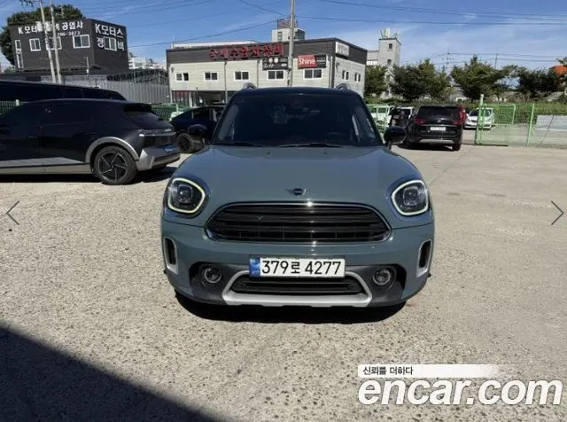 MINI COOPER COUNTRYMAN 2024 — 38 734 км, зелёный, Корея — под ключ — фото 1