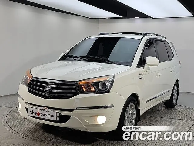 KGM KORANDO TURISMO 2014 — 166 000 км, белый, Корея — под ключ — фото 12