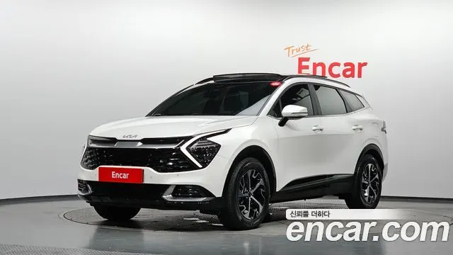 KIA SPORTAGE HYBRID 2022 — 98 634 км, белый, Корея — под ключ — фото 1