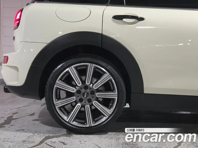 MINI COOPER S CLUBMAN 2023 — 35 663 км, белый-перламутр, Корея — под ключ — фото 5