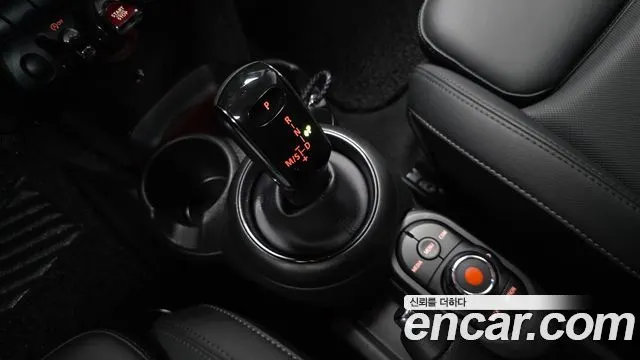 MINI COOPER 2021 — 47 394 км, белый-перламутр, Корея — под ключ — фото 9