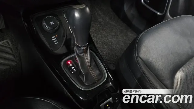 JEEP COMPASS 2019 — 133 389 км, белый-перламутр, Корея — под ключ — фото 9