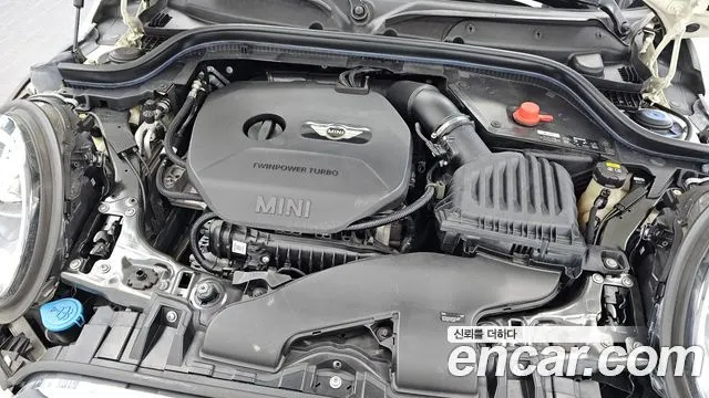 MINI COOPER 2019 — 83 056 км, белый-перламутр, Корея — под ключ — фото 6