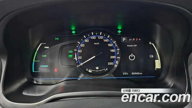 HYUNDAI IONIQ HYBRID 2017 — 62 442 км, белый, Корея — под ключ — фото 8