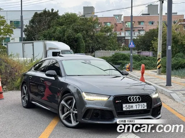 AUDI RS7 2016