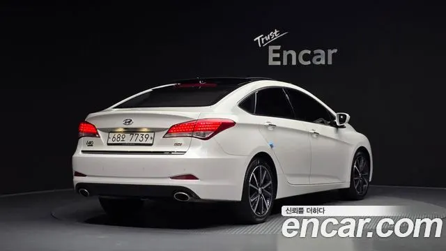HYUNDAI I40 SALOON 2012