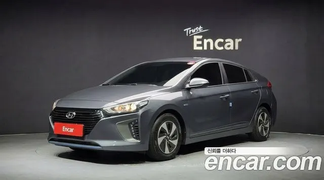 HYUNDAI IONIQ HYBRID 2018 — 39 291 км, серый, Корея — под ключ — фото 1