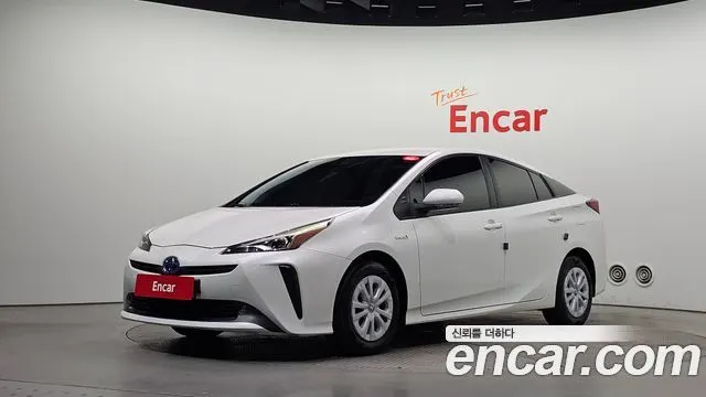 TOYOTA PRIUS 2019