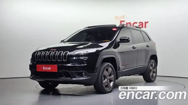 JEEP CHEROKEE 2016 — 99 469 км, чёрный, Корея — под ключ — фото 1