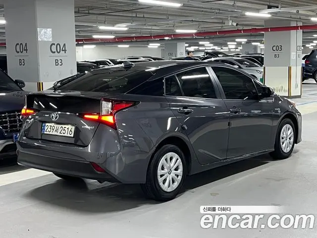 TOYOTA PRIUS 2022 — 25 020 км, серебристо-серый, Корея — под ключ — фото 6