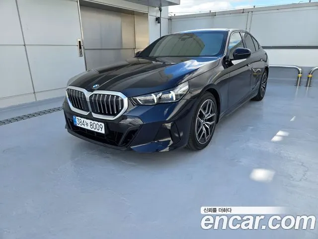 BMW 5 SERIES 2026