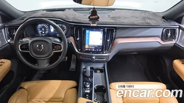VOLVO V60 CROSS COUNTRY 2021 — 44 667 км, серебристый, Корея — под ключ — фото 7