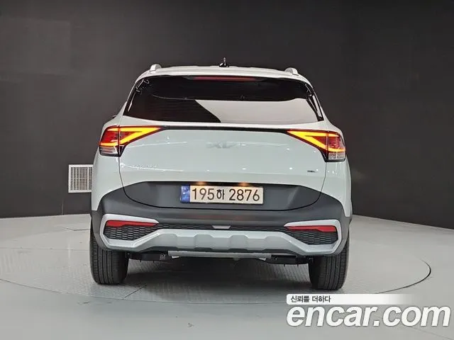 KIA SPORTAGE HYBRID 2024 — 21 320 км, белый, Корея — под ключ — фото 3