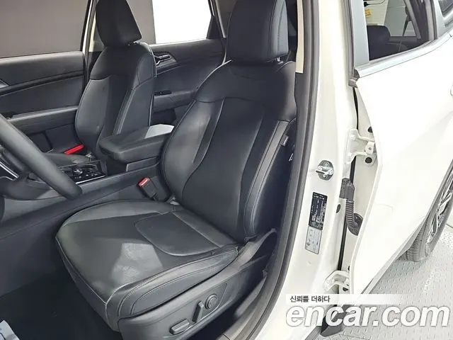 KIA SPORTAGE HYBRID 2024 — 21 320 км, белый, Корея — под ключ — фото 10