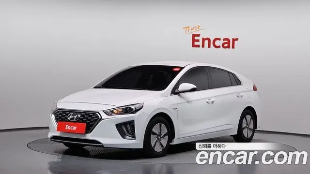 HYUNDAI IONIQ HYBRID 2020 — 101 857 км, белый, Корея — под ключ — фото 1