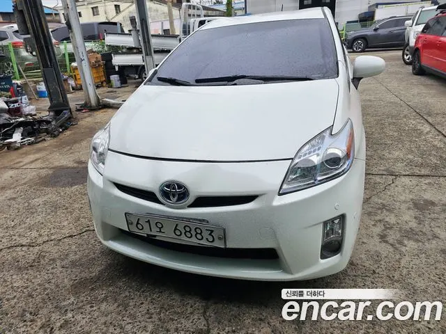 TOYOTA PRIUS 2010 — 127 000 км, белый, Корея — под ключ — фото 12