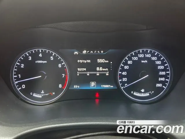 HYUNDAI GENESIS DH 2015 — 179 800 км, чёрный, Корея — под ключ — фото 4