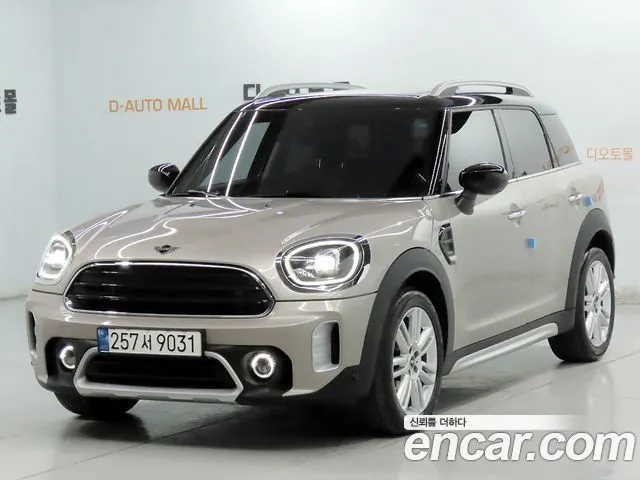 MINI COOPER COUNTRYMAN 2023 — 29 300 км, белый-перламутр, Корея — под ключ — фото 1