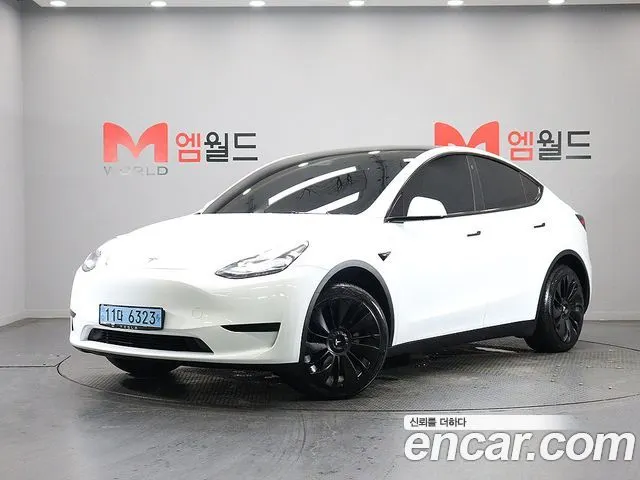 TESLA MODEL Y 2023 — 36 248 км, белый, Корея — под ключ — фото 1