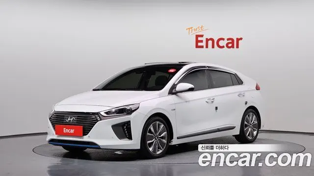 HYUNDAI IONIQ HYBRID — из Кореи под ключ