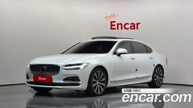 VOLVO S90 2022