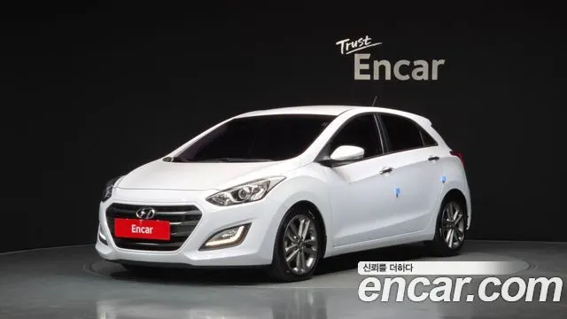 HYUNDAI I30 2016