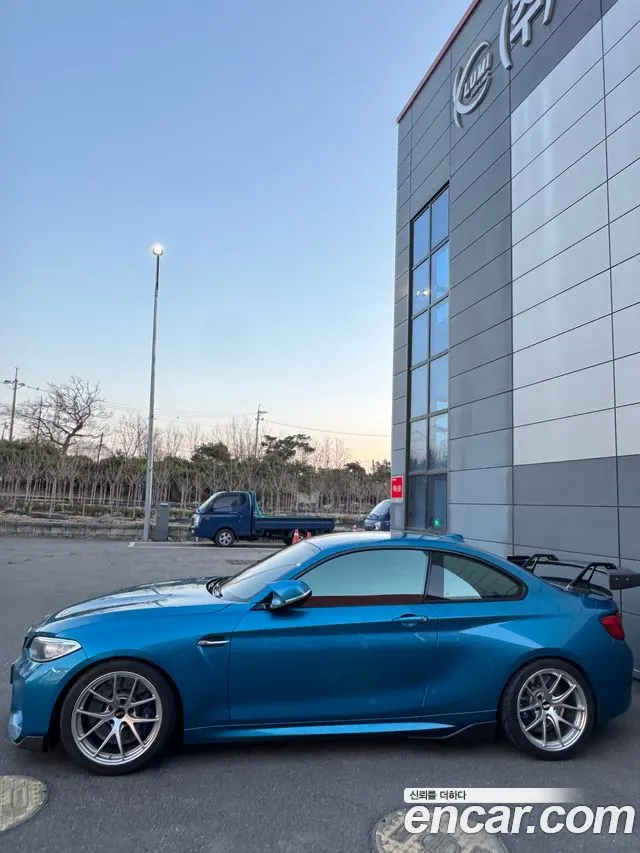 BMW M2 2016