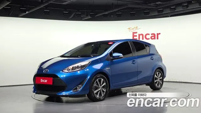 TOYOTA PRIUS C 2019