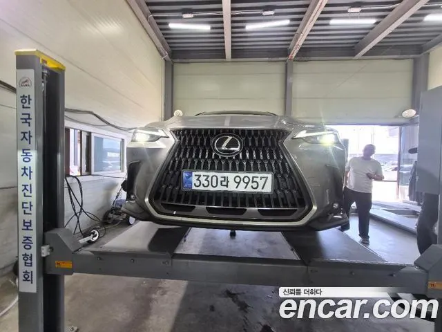 LEXUS NX350H 2024 — 41 909 км, серебристо-серый, Корея — под ключ — фото 7