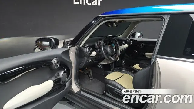 MINI COOPER 2022 — 28 745 км, белый-перламутр, Корея — под ключ — фото 10