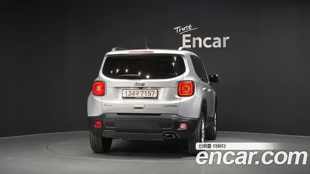 JEEP RENEGADE 2021 — 11 814 км, серебристо-серый, Корея — под ключ — фото 4