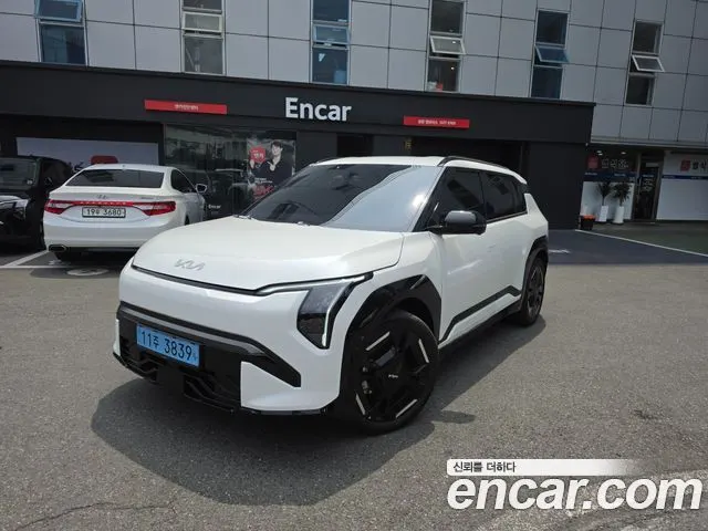 KIA EV3 2025