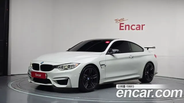 BMW M4 2015
