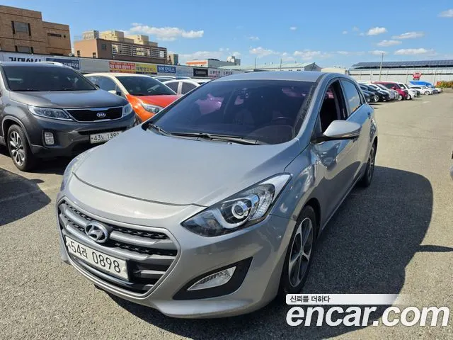 HYUNDAI I30 2016