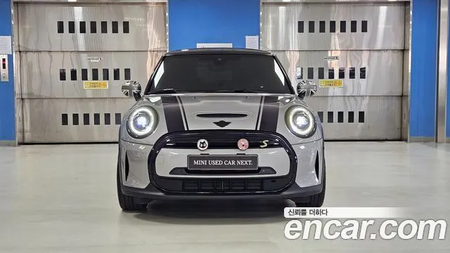 MINI COOPER ELECTRIC 2024 — 10 343 км, серебристый, Корея — под ключ — фото 3