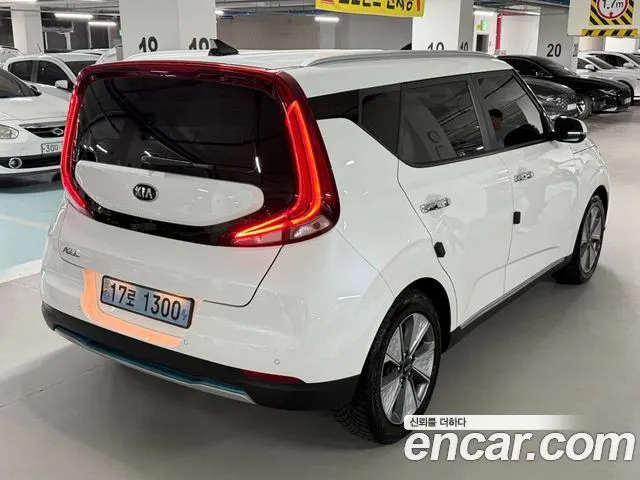 KIA SOUL BOOSTER 2019 — 189 689 км, белый, Корея — под ключ — фото 2