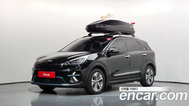 KIA NIRO 2019 — 287 487 км, чёрный, Корея — под ключ — фото 1