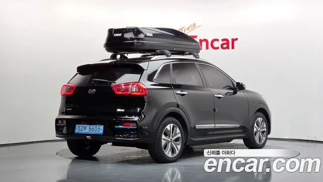 KIA NIRO 2019 — 287 487 км, чёрный, Корея — под ключ — фото 2
