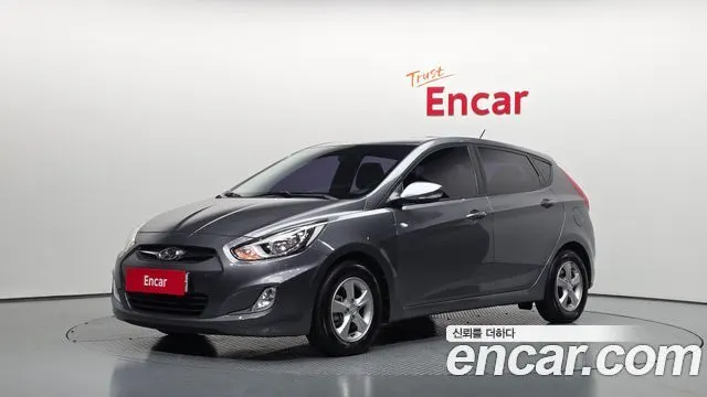 HYUNDAI ACCENT 2015