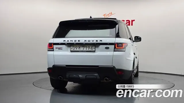 LAND ROVER RANGE ROVER SPORT 2017 — 165 829 км, белый, Корея — под ключ — фото 4