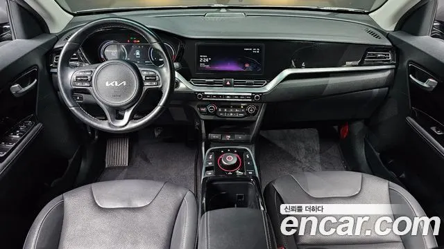 KIA NIRO 2022 — 60 915 км, серебристо-серый, Корея — под ключ — фото 7