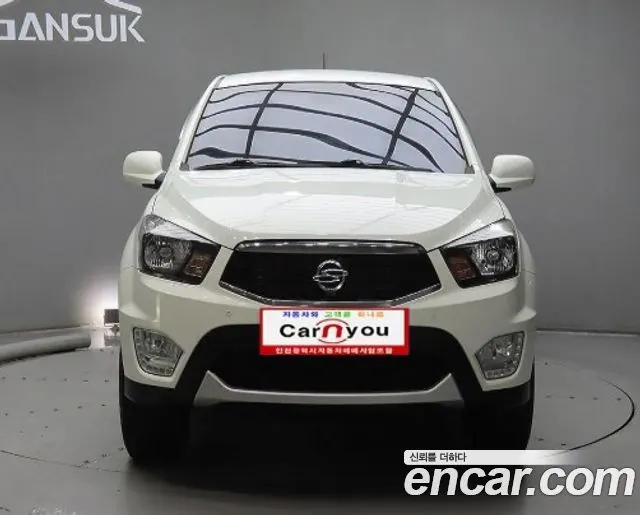 KGM KORANDO SPORTS 2017 — 177 494 км, белый, Корея — под ключ — фото 1